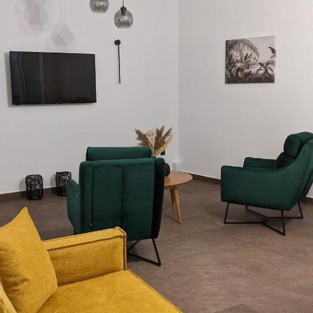 Aphrodite Apartments Preveza Bagian luar foto